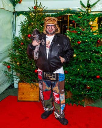 Premiere - 21. Roncalli Weihnachtscircus - Oliver Polak bei der Premiere des 21. Roncalli Weihnachtscircus im Tempodrom am 19.12.2025 in Berlin. Copyright: xEventpressxKochanx