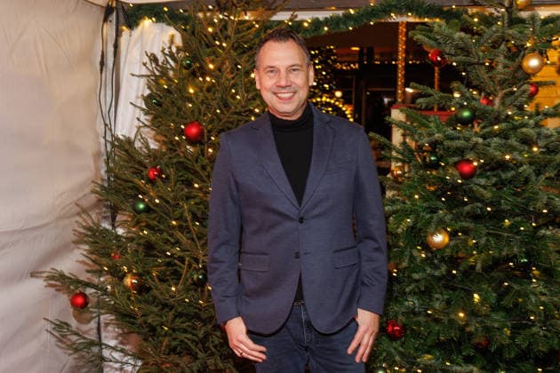 Premiere - 21. Roncalli Weihnachtscircus - Sebastian Fitzek bei der Premiere des 21. Roncalli Weihnachtscircus im Tempodrom am 19.12.2025 in Berlin. Copyright: xEventpressxKochanx