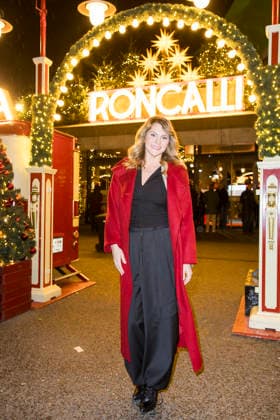 Roncalli Weihnachtscircus, Show und Promis im Tempodrom, Berlin, 19.12.2025 Luise Bähr bei der Premiere des 21. Original Roncalli Weihnachtscircus im Berliner Tempodrom am 19.12.2025. Berlin Tempodrom Copyright: xBenxKriemannx