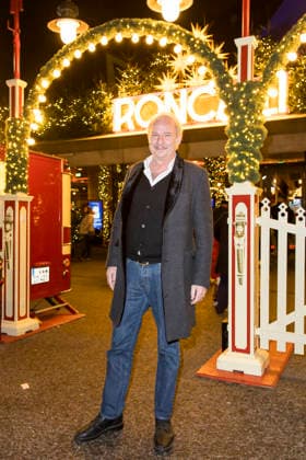 Roncalli Weihnachtscircus, Show und Promis im Tempodrom, Berlin, 19.12.2025 Leander Haußmann bei der Premiere des 21. Original Roncalli Weihnachtscircus im Berliner Tempodrom am 19.12.2025. Berlin Tempodrom Copyright: xBenxKriemannx