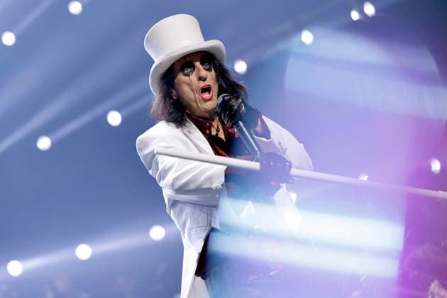 Rockmusiker Alice Cooper live bei der 40. Night of the Proms 2025 in der Lanxess Arena. Köln, 19.12.2025 NRW Deutschland Copyright: xChristophxHardtx