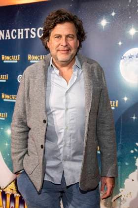 abb: Hans-Jochen Wagner Schauspieler zu gast bei der Premiere des 21. Roncalli Weihnachtscircus im Tempodrom Berlin, am 19.12.2025 in Berlin Berlin Deutschland