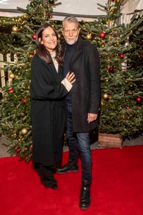 abb: Bettina Zimmermann und Kai Wiesinger Schauspieler zu gast bei der Premiere des 21. Roncalli Weihnachtscircus im Tempodrom Berlin, am 19.12.2025 in Berlin Berlin Deutschland