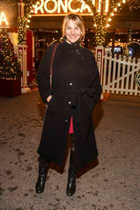 abb: Tanja Wedhorn Schauspielerin zu gast bei der Premiere des 21. Roncalli Weihnachtscircus im Tempodrom Berlin, am 19.12.2025 in Berlin Berlin Deutschland