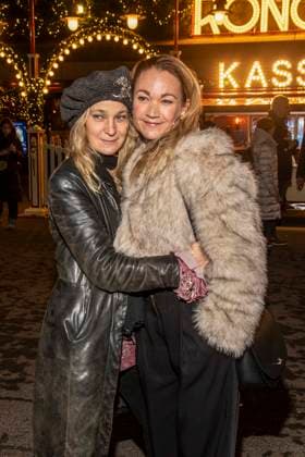 abb: Jeanette Hain und Lisa Maria Potthoff Schauspielerinnen zu gast bei der Premiere des 21. Roncalli Weihnachtscircus im Tempodrom Berlin, am 19.12.2025 in Berlin Berlin Deutschland
