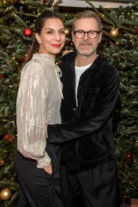 abb: Theresa Kronthaler und Matthias Maschke Schauspieler Paar zu gast bei der Premiere des 21.Roncalli Weihnachtscircus im Tempodrom Berlin, am 19.12.2025 in Berlin Berlin Deutschland