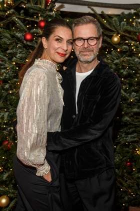 abb: Theresa Kronthaler und Matthias Maschke Schauspieler Paar zu gast bei der Premiere des 21.Roncalli Weihnachtscircus im Tempodrom Berlin, am 19.12.2025 in Berlin Berlin Deutschland