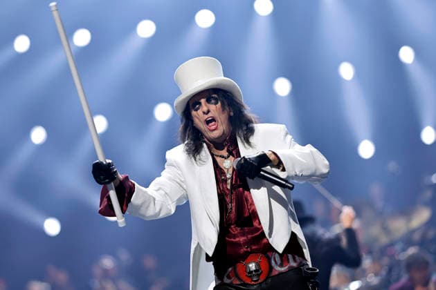 Rockmusiker Alice Cooper live bei der 40. Night of the Proms 2025 in der Lanxess Arena. Köln, 19.12.2025 NRW Deutschland Copyright: xChristophxHardtx