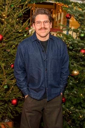 abb: Hanno Koffler zu gast bei der Premiere des 21. Roncalli Weihnachtscircus im Tempodrom Berlin, am 19.12.2025 in Berlin Berlin Deutschland
