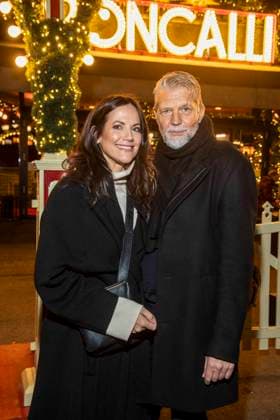 abb: Bettina Zimmermann und Kai Wiesinger Schauspieler zu gast bei der Premiere des 21. Roncalli Weihnachtscircus im Tempodrom Berlin, am 19.12.2025 in Berlin Berlin Deutschland