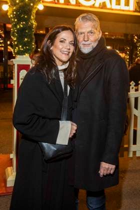 abb: Bettina Zimmermann und Kai Wiesinger Schauspieler zu gast bei der Premiere des 21. Roncalli Weihnachtscircus im Tempodrom Berlin, am 19.12.2025 in Berlin Berlin Deutschland