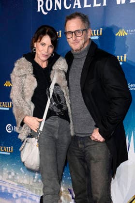 Gerit Kling mit Ehemann Wolfram Becker bei der Premiere des 21. Original Roncalli Weihnachtscircus 2025 im Tempodrom. Berlin, 19.12.2025