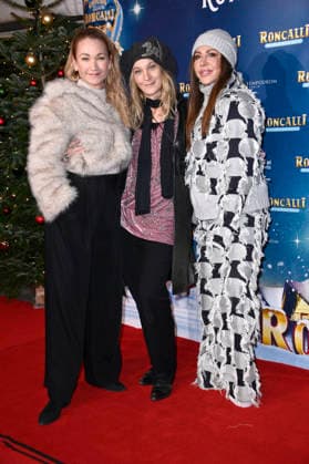 Lisa Maria Potthoff, Jeanette Hain und Simone Thomalla bei der Premiere des 21. Original Roncalli Weihnachtscircus 2025 im Tempodrom. Berlin, 19.12.2025