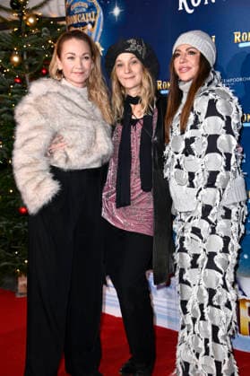 Lisa Maria Potthoff, Jeanette Hain und Simone Thomalla bei der Premiere des 21. Original Roncalli Weihnachtscircus 2025 im Tempodrom. Berlin, 19.12.2025