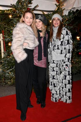Lisa Maria Potthoff, Jeanette Hain und Simone Thomalla bei der Premiere des 21. Original Roncalli Weihnachtscircus 2025 im Tempodrom. Berlin, 19.12.2025