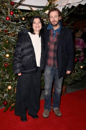 Jasmin Tabatabai und Andreas Pietschmann bei der Premiere des 21. Original Roncalli Weihnachtscircus 2025 im Tempodrom. Berlin, 19.12.2025