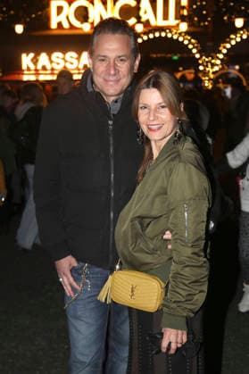 Sascha Vollmer mit Ehefrau Jenny bei der Premiere des 21. Original Roncalli Weihnachtscircus 2025 im Tempodrom. Berlin, 19.12.2025