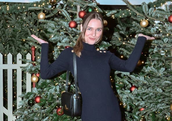 19.12.2025, xlakx, Entertainment, Roncalli Weihnachtscircus v.l. Josephin Busch zu Gast bei der Jubilaeums Vorstellung bei der Premiere des 21.Original Roncalli Weihnachtscircus im Tempodrom Berlin Berlin