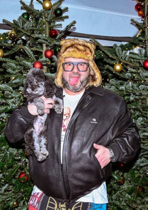 19.12.2025, xlakx, Entertainment, Roncalli Weihnachtscircus v.l. Oliver Polak zu Gast bei der Jubilaeums Vorstellung bei der Premiere des 21.Original Roncalli Weihnachtscircus im Tempodrom Berlin Berlin
