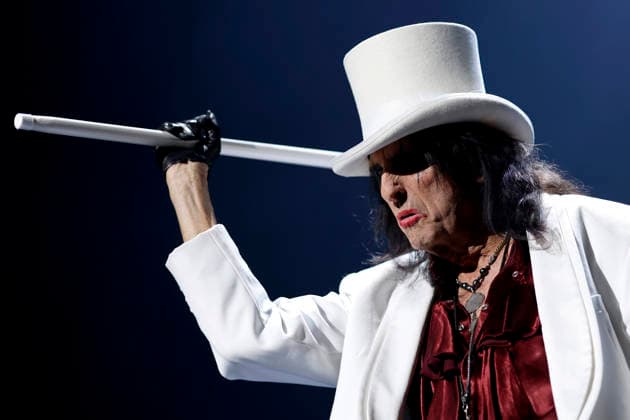 Rockmusiker Alice Cooper live bei der 40. Night of the Proms 2025 in der Lanxess Arena. Köln, 19.12.2025 NRW Deutschland Copyright: xChristophxHardtx
