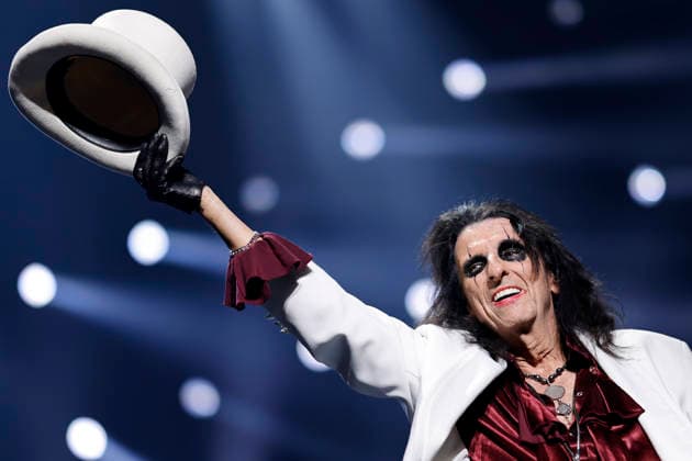 Rockmusiker Alice Cooper live bei der 40. Night of the Proms 2025 in der Lanxess Arena. Köln, 19.12.2025 NRW Deutschland Copyright: xChristophxHardtx