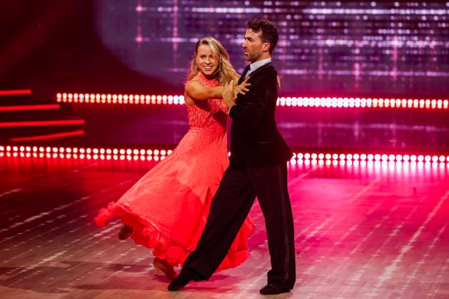 Finale i Skal vi danse Oslo 20251220. Tiril Eckhoff sammen med Santino Mirenna under finalen i Skal vi danse 2025. Foto: Jonas Been Henriksen NTB Oslo Norge E4zoiCYqNAg EDITORIAL USE ONLY Ref:_ENTE4zoiCYqNAg.jpg Copyright: xJonasxBeenxHenriksenx xNTBx