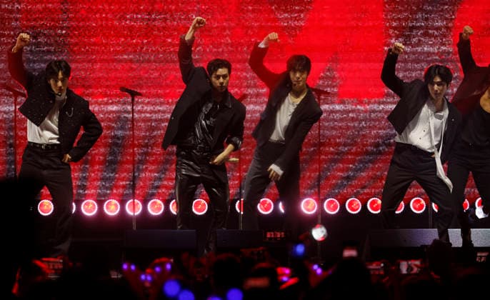 Monsta X performs at the Y100 s iHeartRadio Jingle Ball 2025 show at the Kaseya Center in Miami, Florida, on Saturday, December 20, 2025.  MIA20251220109 GARYxIxROTHSTEIN
