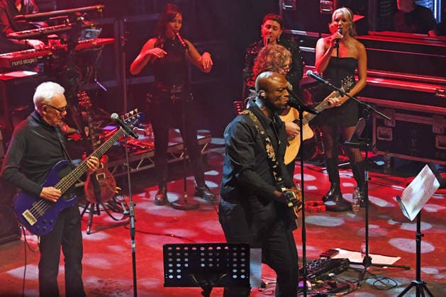 Trevor Horn and his Band performing at Shepherd™s Bush Empire LONDON, ENGLAND - DECEMBER 20: Seal on stage with Trevor Horn of ™Trevor Horn and his Band™ performing at Shepherd™s Bush Empire on December 20, 2025 in London, England. CAP MAR MAR Great Britain Copyright: xMartinxHarris CapitalxPicturesx