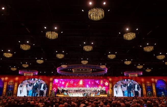 MAASTRICHT Violinist and conductor Andre Rieu and Emma Kok perform the last of his six Christmas concerts at the MECC. Rieu is accompanied by his Johann Strauss Orchestra, soloists, dancers, and skaters. ANP IRIS VAN DEN BROEK netherlands out - belgium out  Copyright: xx x545521723x originalFilename: 545521723.jpg