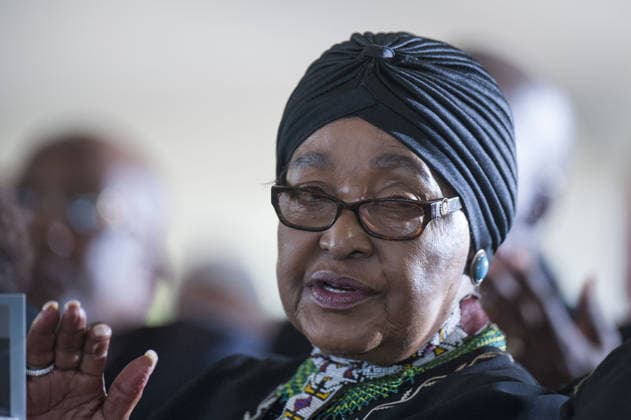 Funeral ceremony of Ahmed Kathrada in South Africa JOHANNESBURG, SOUTH AFRICA - MARCH 29: Winnie Madikizela-Mandela, ex-wife of Former South African President Nelson Mandela s friend Ahmed Kathrada, attends the funeral ceremony of Ahmed Kathrada at Westpark Cemetery in Johannesburg, South Africa on March 29, 2017. Johannesburg Gauteng. Editorial use only. Please get in touch for any other usage.  Copyright: x2025xAnadoluxIhsaanxHaffejeex