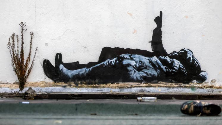 . 22 12 2025. London, United Kingdom. Second Alleged New Banksy Stencil. Unconfirmed by the artist, a second Banksy style stencil, identical to the one at Centre Point, has appeared on a wall Queen s Mews, Bayswater.  xMartynxWheatleyx xi-Imagesx IIM-26470-0010