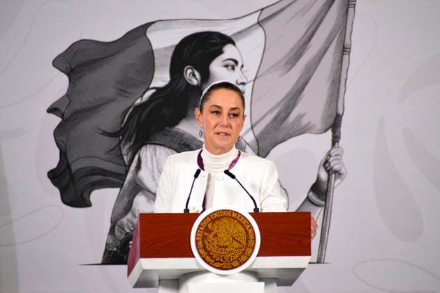 Mexican President Claudia Sheinbaum Pardo speaks during a press conference at the National Palace. on December 22, 2025, in Mexico City, Mexico. Mexico City Mexico - ZUMAe321 20251222_zia_e321_006 Copyright: xLuisxBarronx