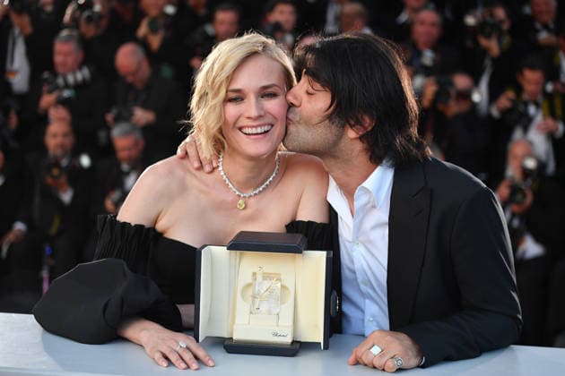 70th Cannes Film Festival - Award Winners photocall CANNES, FRANCE - MAY 28: German actress Diane Kruger (L) poses with her director Fatih Akin during the Award Winners photocall after she won the Best Actress Prize for Aus dem Nichts (In the Fade) at the 70th annual Cannes Film Festival in Cannes, France on May 28, 2017. Provence-Alpes-Cote d Azur France. Editorial use only. Please get in touch for any other usage.  Copyright: x2025xAnadoluxPhilipxRockx