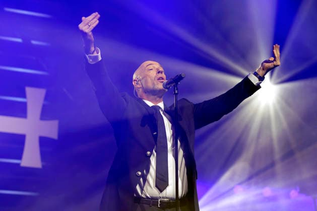Frontmann Der Graf von der Band Unheilig bei ihrem Konzert im Palladium. Köln, 22.12.2025 NRW Deutschland Copyright: xChristophxHardtx