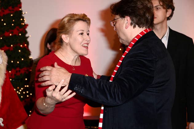 Franziska Giffey und Marcus Zander bei Frank Zanders 31. Weihnachtsfeier für Obdachlose und Bedürftige 2025 im Estrel Convention Center. Berlin, 22.12.2025