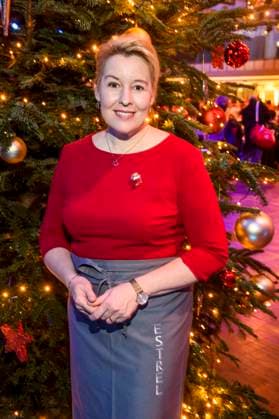 abb: Franziska Giffey zu Gast bei der 31. Frank Zander Weihnachtsfeier das jaehrliche Weihnachtsessen fuer Obdachlose Beduerftige Menschen im Estrel Convention Center amn 22.12.2025 in Berlin Berlin Deutschland