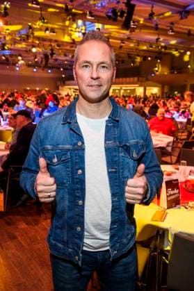 abb: Mitch Keller zu Gast bei der 31. Frank Zander Weihnachtsfeier das jaehrliche Weihnachtsessen fuer Obdachlose Beduerftige Menschen im Estrel Convention Center amn 22.12.2025 in Berlin Berlin Deutschland