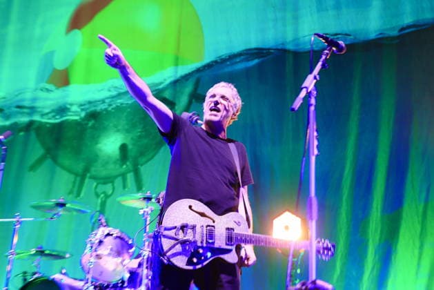 22.12.2025, Dritte Wahl, Band, im Konzert live in der Max-Schmeling-Halle, Berlin, Berlin