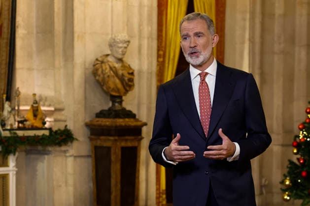 24-12-2025 Madrid King Felipe during his traditional Christmas speech at the Royal palace in Madrid, Spain. Â  Copyright: xPPEx
