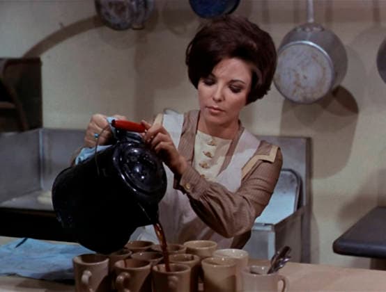 Joan Collins Los Angeles.CA.USA. Joan Collins in a scene in (C) Desilu productions NBC, Star Trek (TV) (1966-1969) S1E28 Creator Gene Roddenberry . LMK112-51918-290715 Supplied by LMKMEDIA. Editorial Only. Landmark Media is not the copyright owner of these Film or TV stills but provides a service only for recognised Media outlets. 