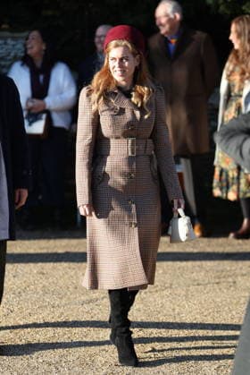 . 25 12 2025. Sandringham , United Kingdom. UK Royals led by King Charles III and Queen Camilla , at the Christmas Day church service at Sandringham, United Kingdom,  xStephenxLockx xi-Imagesx IIM-26475-0036