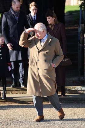 . 25 12 2025. Sandringham , United Kingdom. UK Royals led by King Charles III and Queen Camilla , at the Christmas Day church service at Sandringham, United Kingdom,  xStephenxLockx xi-Imagesx IIM-26475-0040
