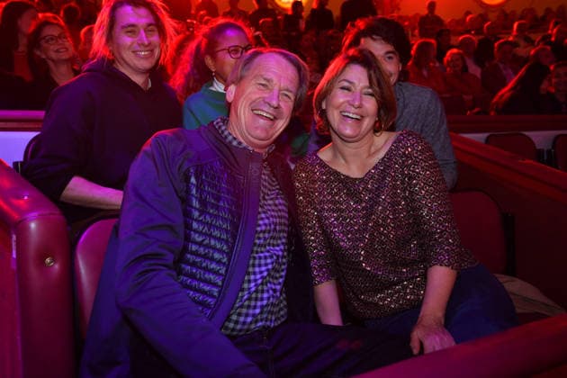 Markus Wasmeier mit Ehefrau Brigitte Premiere Winterspielzeit 2025 Circus Krone Ich. Du, Wir. Krone Manege Kronebau München 25. Dezember 2025