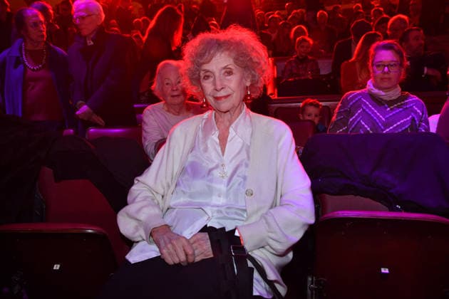 Ilse Neubauer Premiere Winterspielzeit 2025 Circus Krone Ich. Du, Wir. Krone Manege Kronebau München 25. Dezember 2025