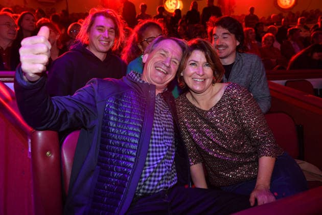 Markus Wasmeier mit Ehefrau Brigitte Premiere Winterspielzeit 2025 Circus Krone Ich. Du, Wir. Krone Manege Kronebau München 25. Dezember 2025