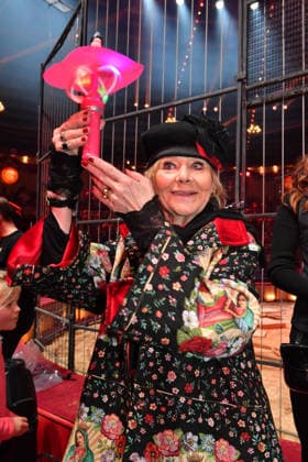 Linda G. Thompson Premiere Winterspielzeit 2025 Circus Krone Ich. Du, Wir. Krone Manege Kronebau München 25. Dezember 2025