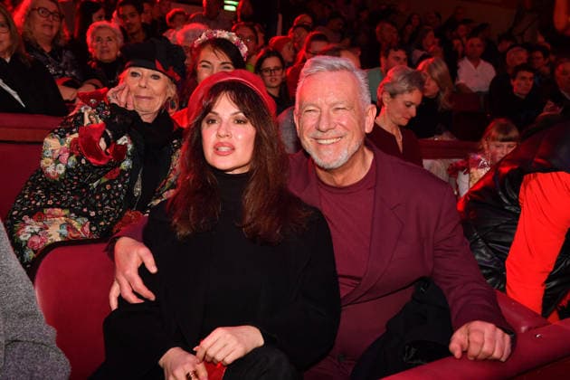 Otto Steiner und Natalia Avalon Premiere Winterspielzeit 2025 Circus Krone Ich. Du, Wir. Krone Manege Kronebau München 25. Dezember 2025