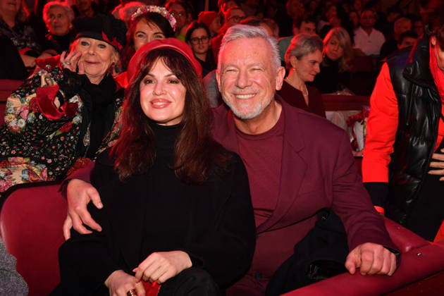 Otto Steiner und Natalia Avalon Premiere Winterspielzeit 2025 Circus Krone Ich. Du, Wir. Krone Manege Kronebau München 25. Dezember 2025