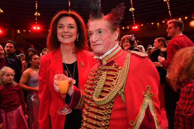 Uschi Dämmrich von Luttitz Premiere Winterspielzeit 2025 Circus Krone Ich. Du, Wir. Krone Manege Kronebau München 25. Dezember 2025