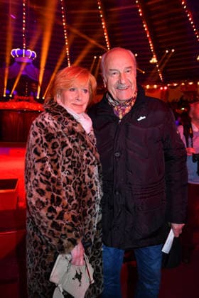 Manfred Schnelldorfer mit Dorothea Sass Premiere Winterspielzeit 2025 Circus Krone Ich. Du, Wir. Krone Manege Kronebau München 25. Dezember 2025